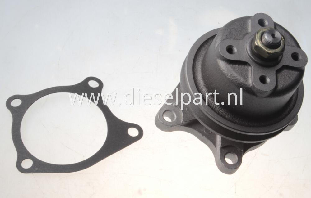 15321 73032 Water Pump Assembly For Kubota Tractor 1